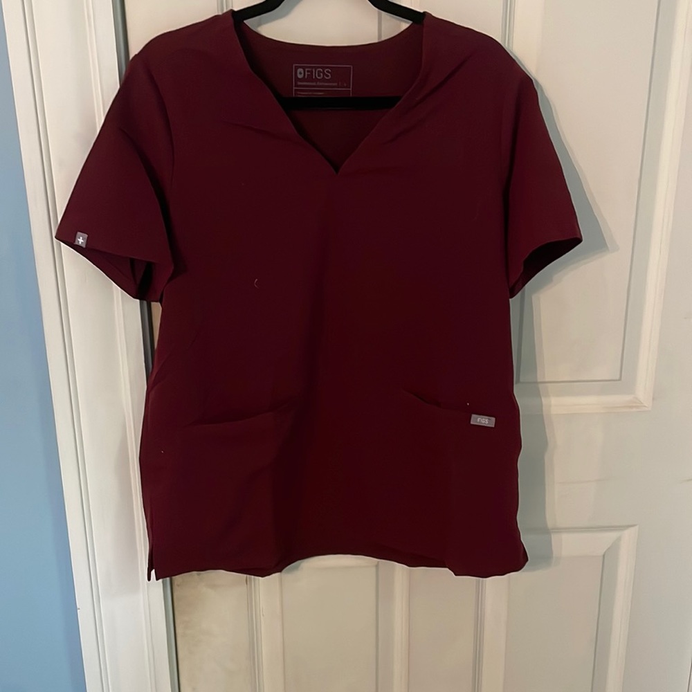 Women’s Figs Scrub Top